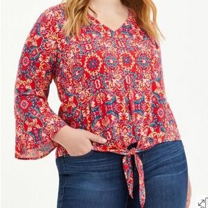 Torrid Red Rayon Slub Tie-Front Top with oriental floral print size 2X